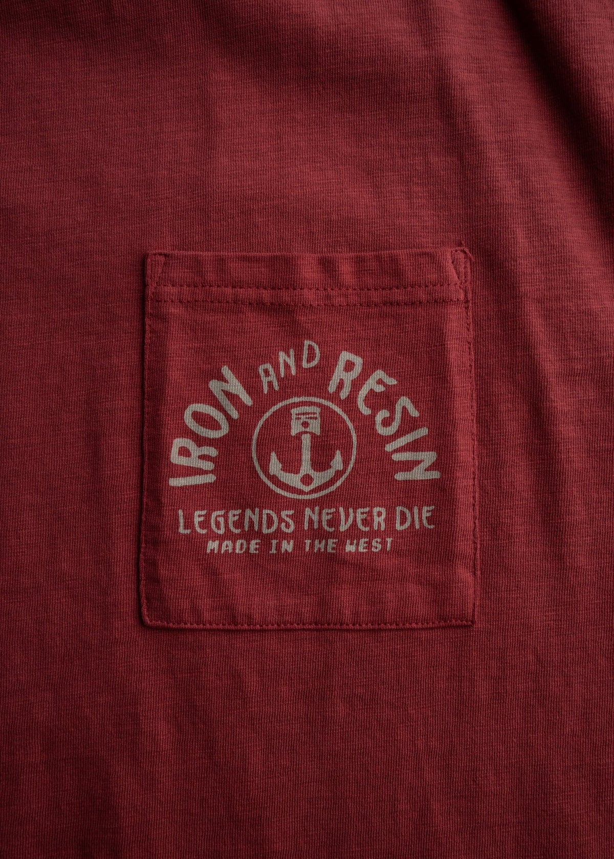 T-Shirt Legends Never Die