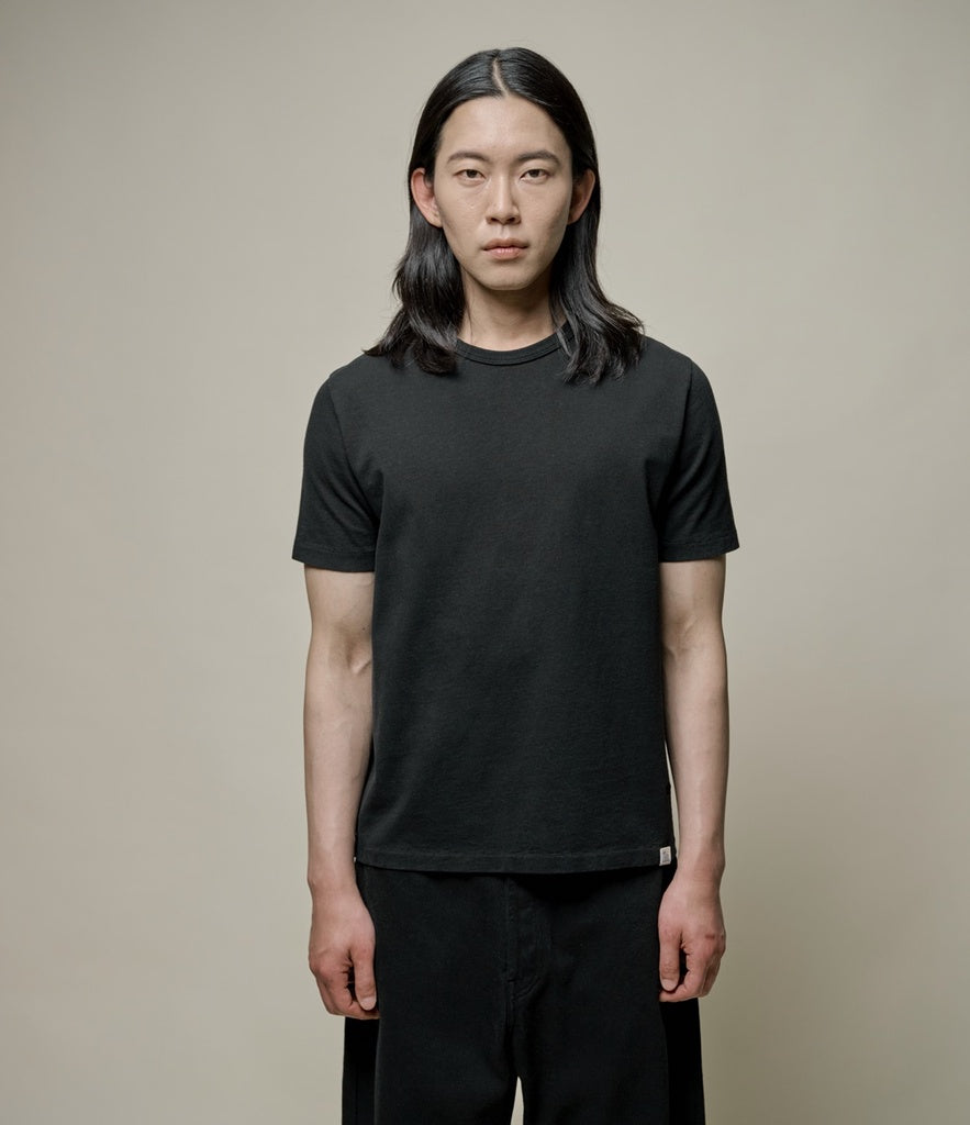 T-Shirt 02